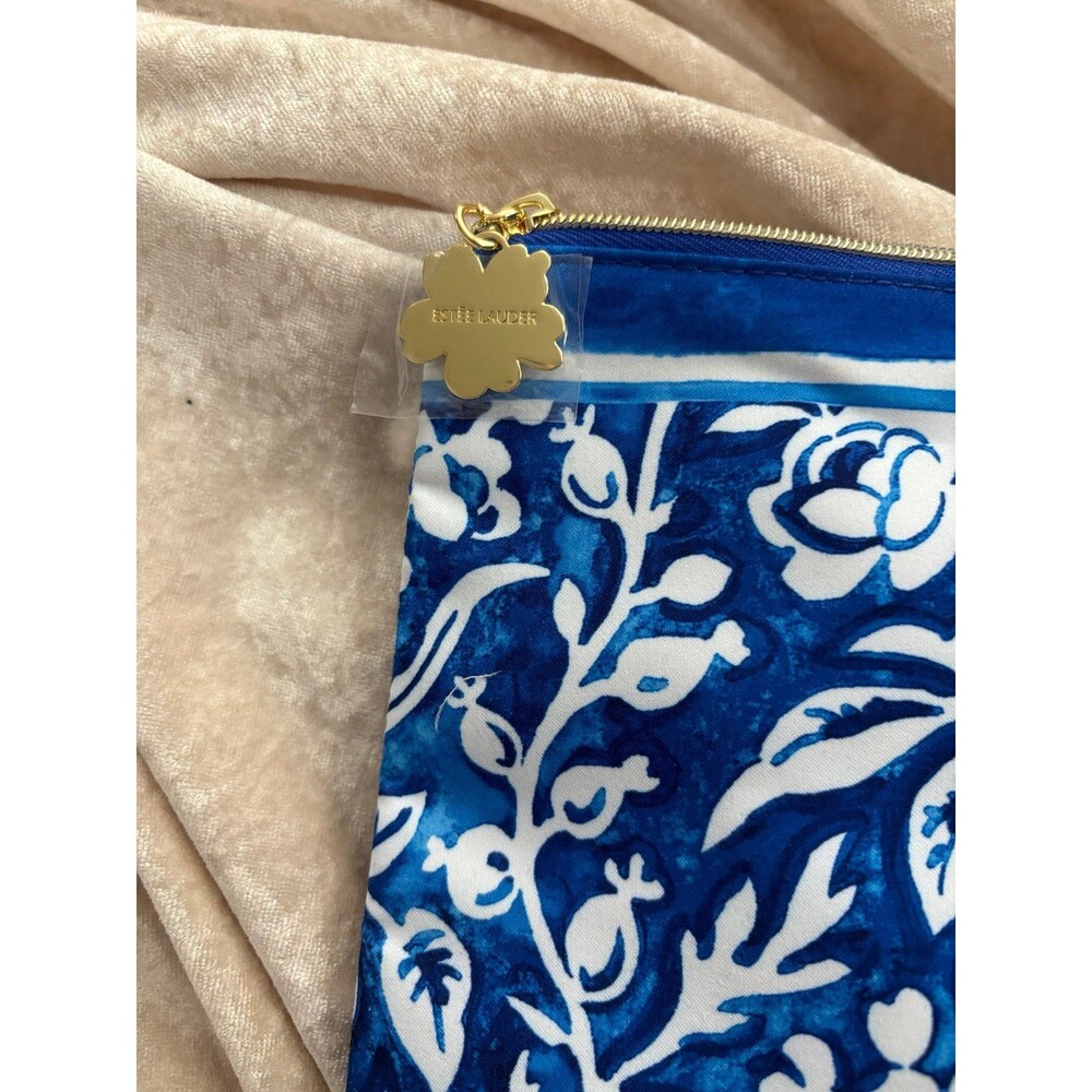Estée Lauder set of 4 plus bag - Picture 5 of 5